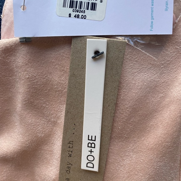 Do + Be Blushing Bell Blouse - Picture 4 of 6